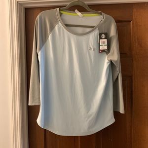 Under Armour dry fit 3/4 sleeve tee.